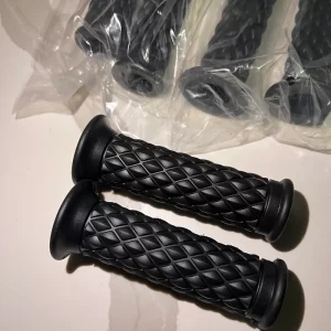Diamond cut grips